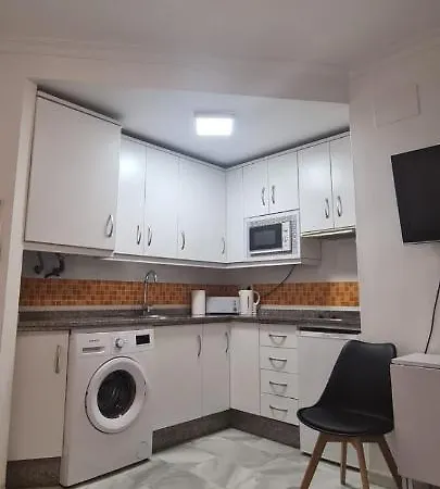 Апартаменты A 2 Minutos De La Playa Y Centro Фуэнхирола